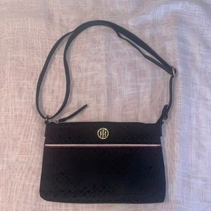 Tommy Hilfiger Shoulder Bag-Black-Pre-owned